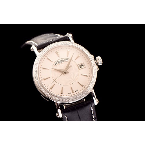 파텔필립 칼라트라바-37 칼리버